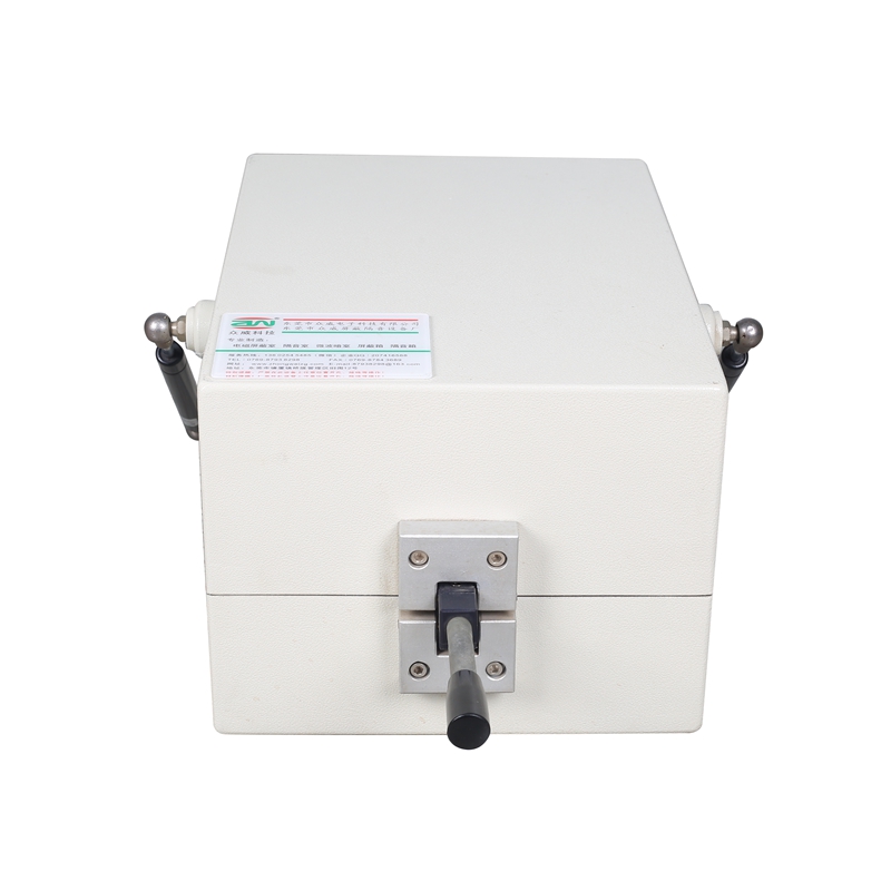 手动翻式屏蔽箱